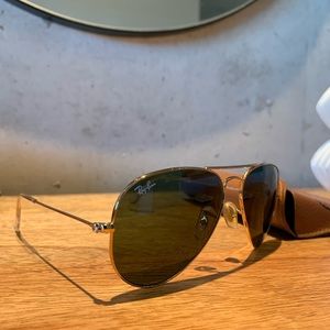 Classic Ray Ban gold Aviator